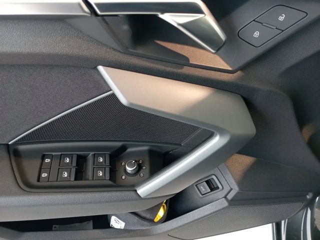 Audi A3 30 TFSI Sedan