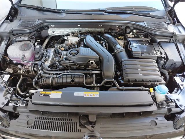 Volkswagen Golf Business DSG Variant