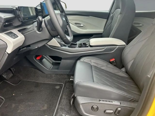 Ford Capri Premium RWD