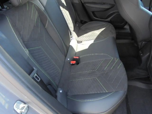 Peugeot E-2008 GT-Line