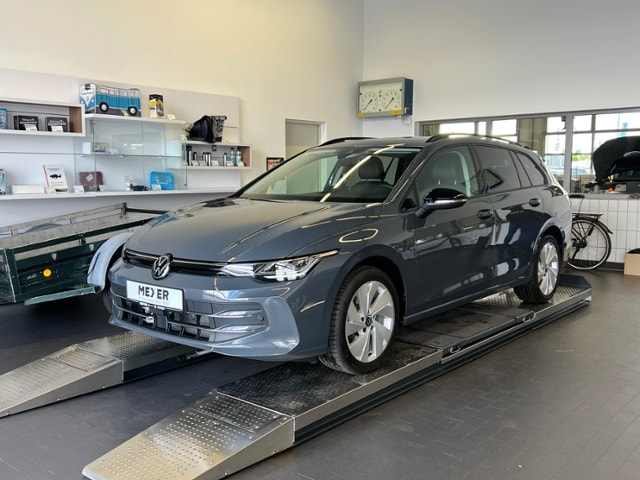 Volkswagen Golf 2.0 TDI DSG Golf VIII Variant