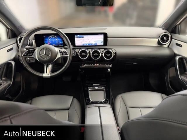 Mercedes-Benz A 180 Progressive