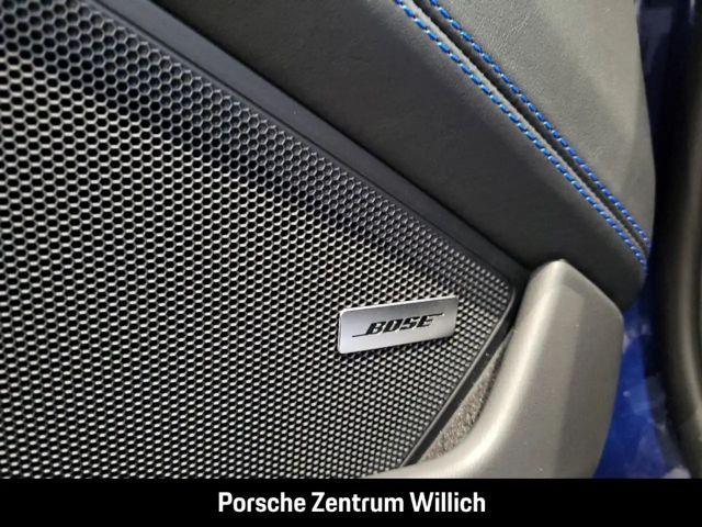 Porsche 992 4 Coupé GTS Targa