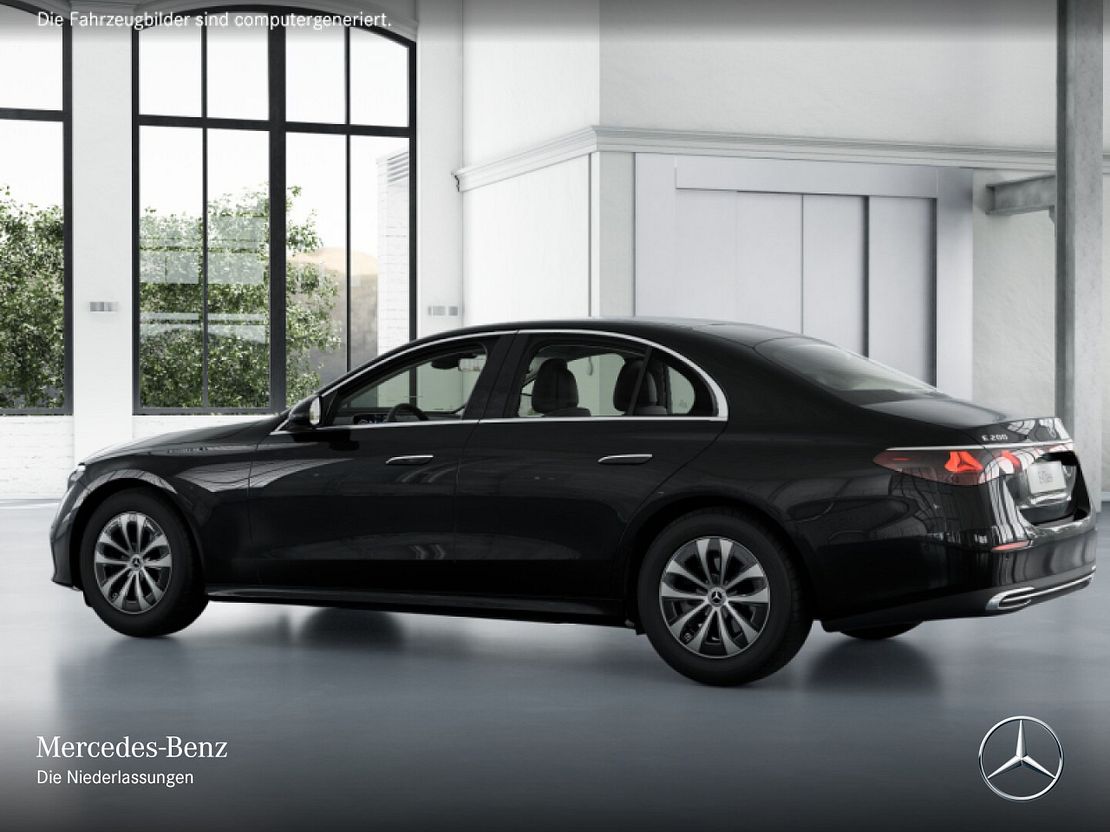 Mercedes-Benz E 200 Sedan