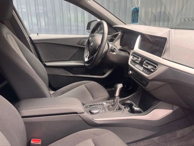 BMW 116 116i 5-deurs Sedan