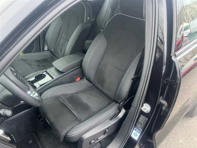 Volvo XC40 Core Recharge Ultimate