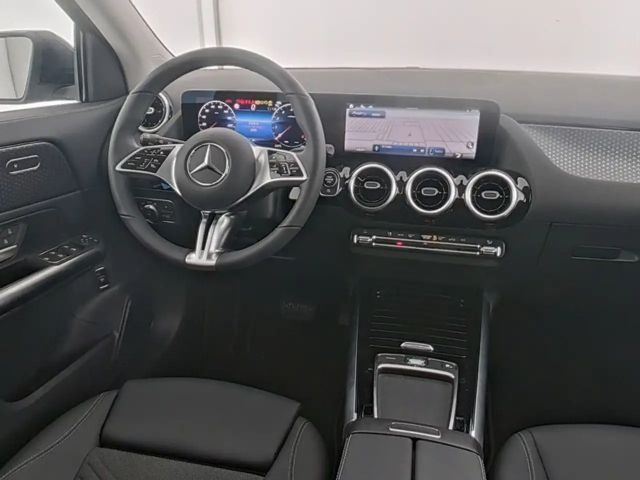 Mercedes-Benz GLA 180 Progressive