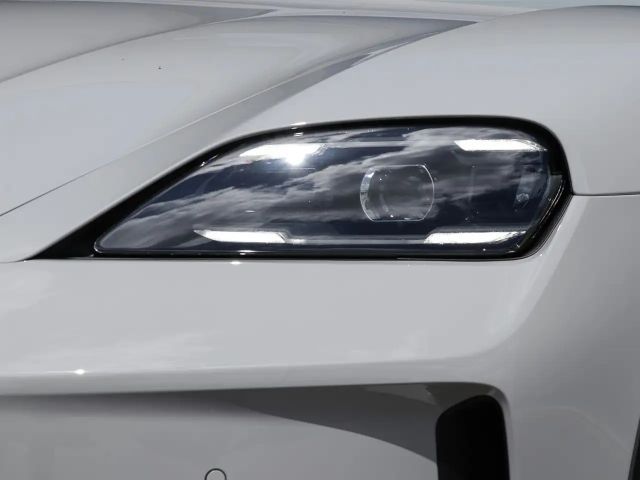 Porsche Taycan 4 Cross Turismo