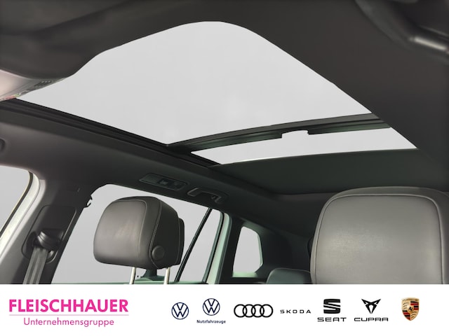 Volkswagen Tiguan 4Motion R-Line