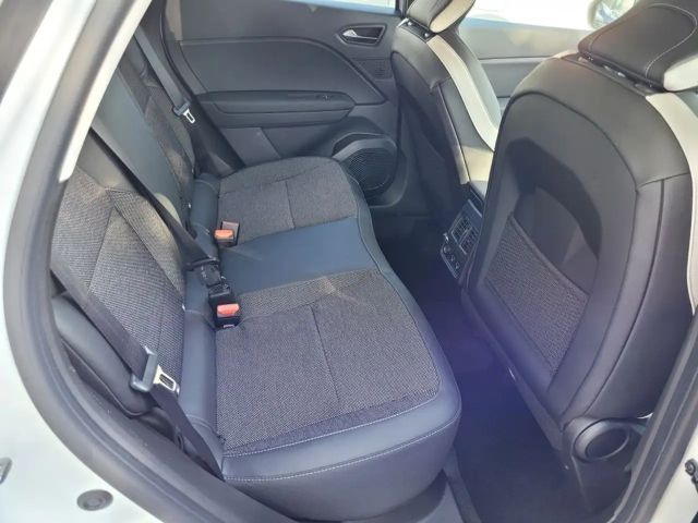 Renault Captur EDC Hybrid Techno