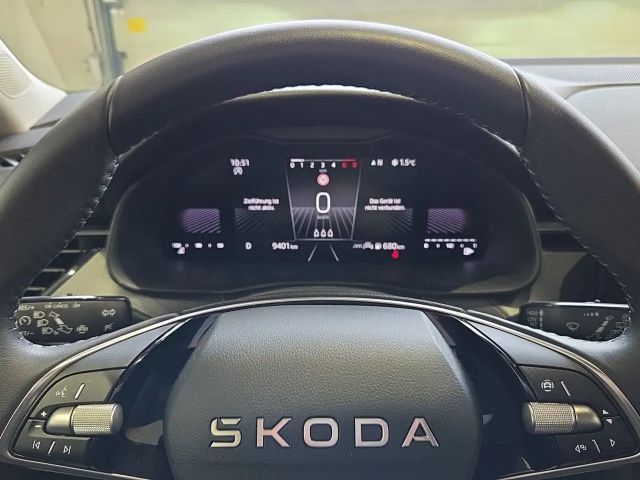 Skoda Scala Essence TSI DSG