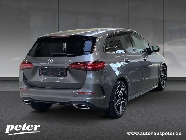 Mercedes-Benz B 220 AMG Line B 220 d