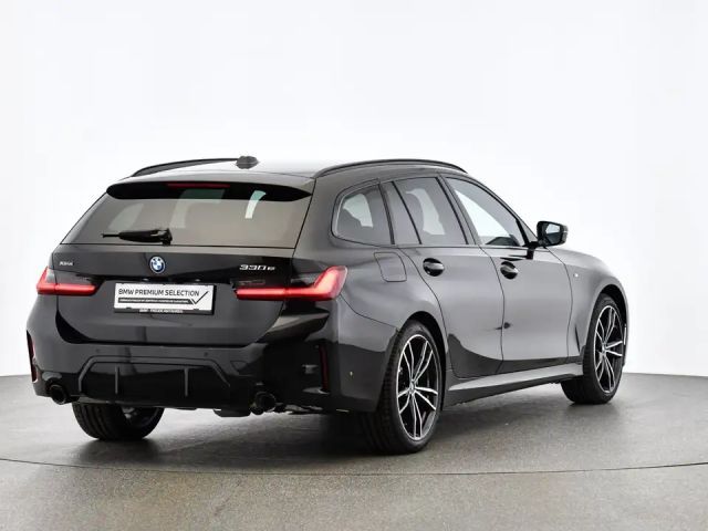 BMW 330 330e xDrive