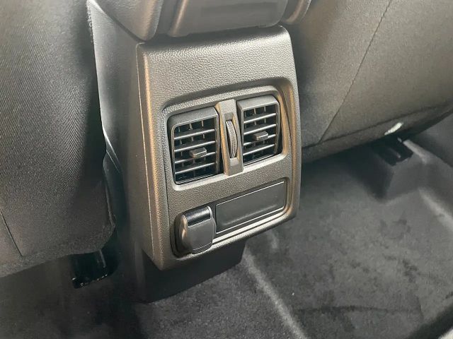 Mitsubishi ASX Invite