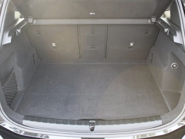 BMW 223 223i M-Sport xDrive