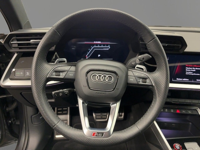 Audi RS3 Quattro S-Tronic Sedan