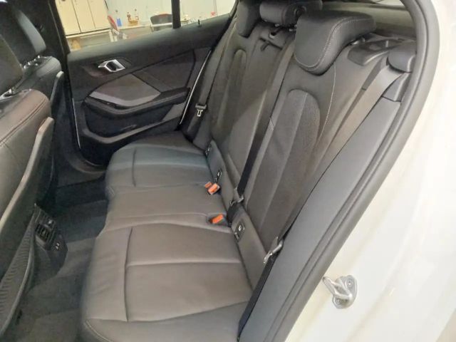 BMW 118 118i M-Sport Sedan