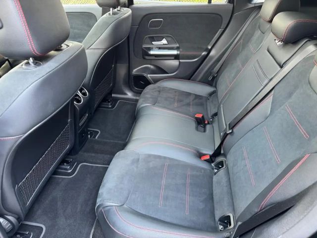 Mercedes-Benz EQA 350 4MATIC AMG Line