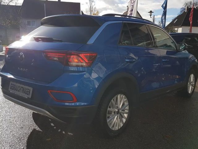 Volkswagen T-Roc Life