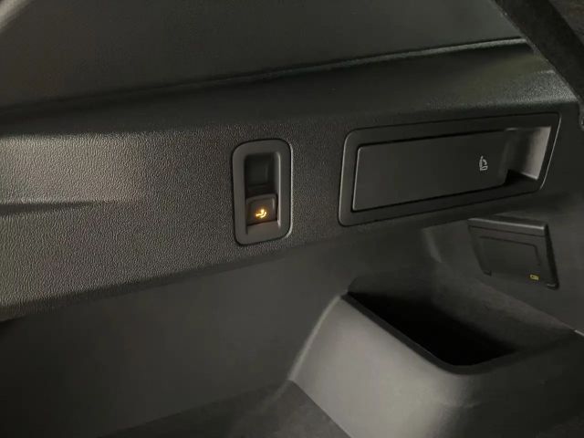 Volkswagen Tiguan 4Motion DSG R-Line