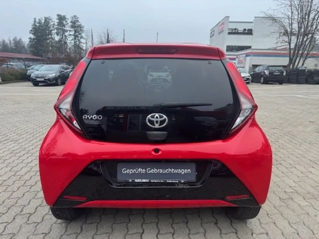 Toyota Aygo X Hatchback Play Team D X-play