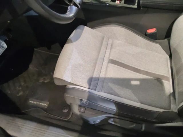 Opel Astra Business Elegance