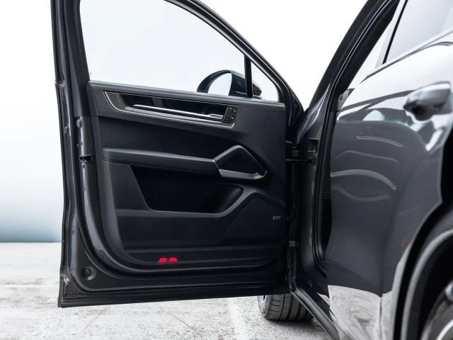 Porsche Cayenne Coupé E-Hybrid Turbo