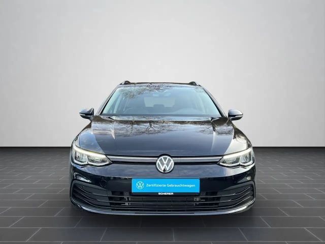 Volkswagen Golf 1.5 eTSI DSG Golf VIII Variant