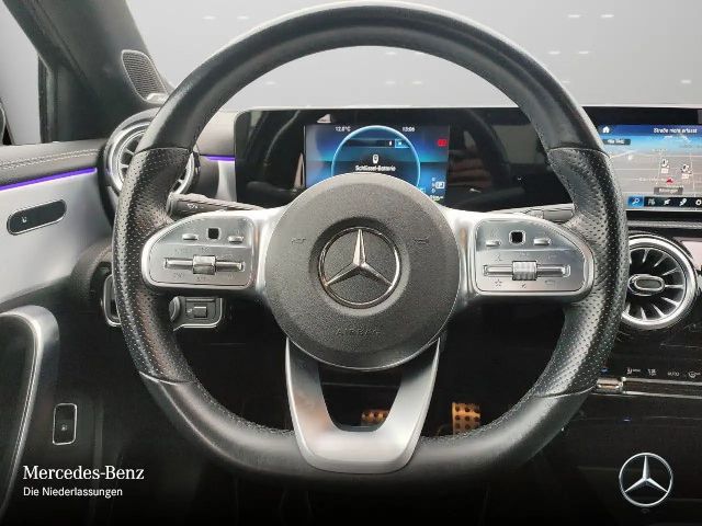 Mercedes-Benz A 250 A 250 e AMG Line