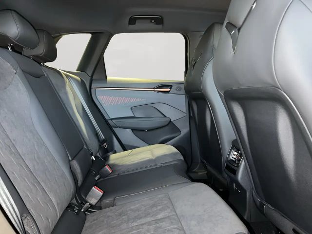 Cupra Terramar 1.5 e-Hybrid e-Hybrid