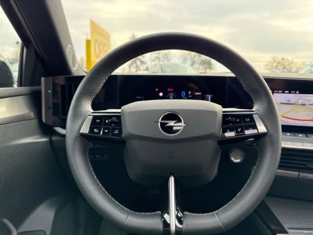 Opel Astra GSe Sports Tourer