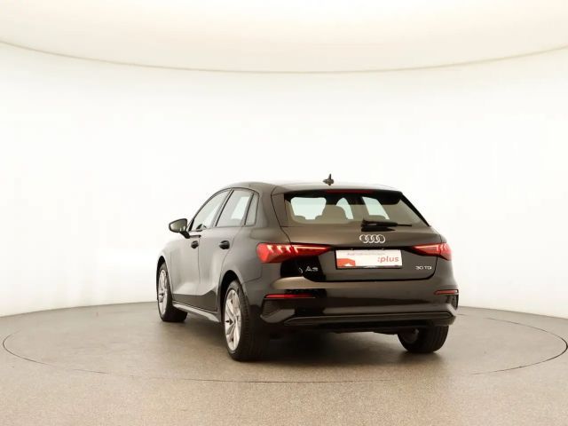 Audi A3 30 TDI Sedan