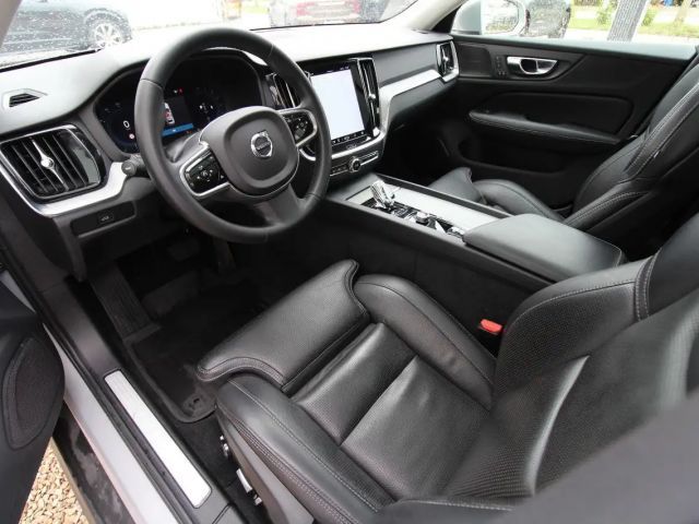 Volvo V60 Cross Country Plus