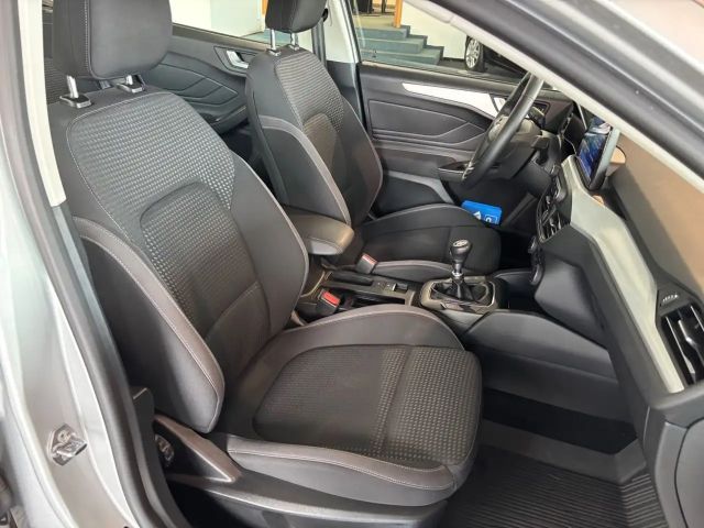 Ford Focus Cool & Connect Limited