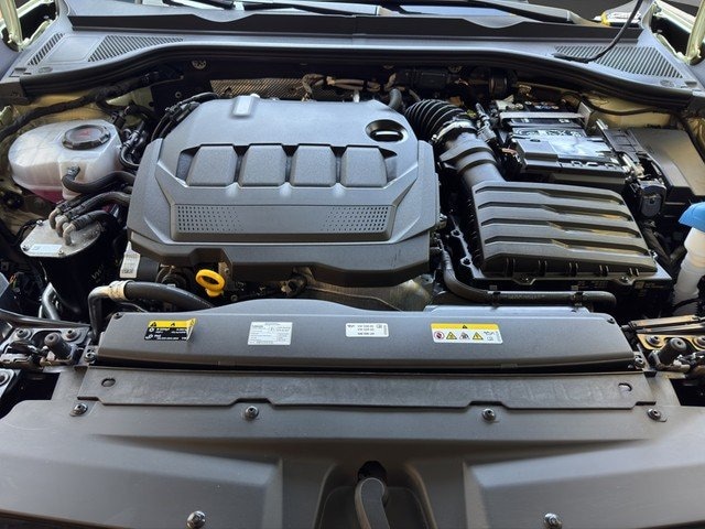 Skoda Superb 2.0 TDI Combi