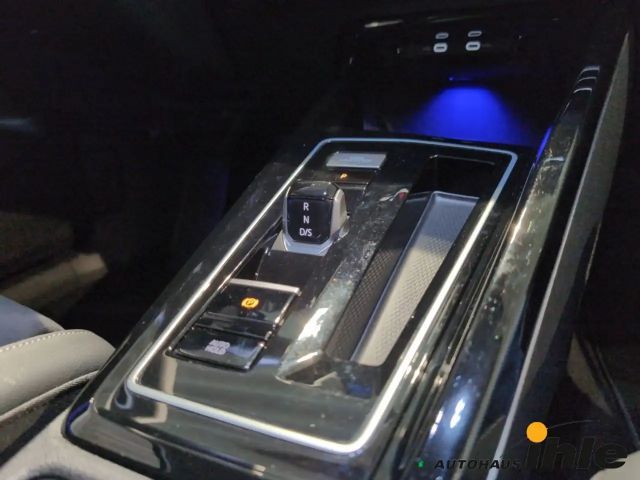 Volkswagen Golf DSG Golf VIII Style Variant