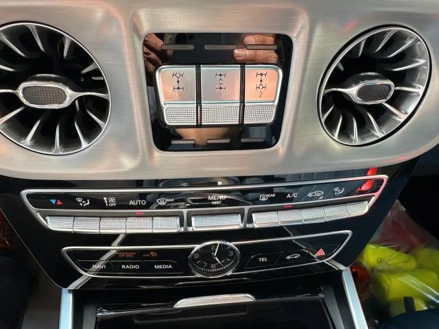 Mercedes-Benz G 400 d 9G-TRONIC Superior Burmester AHK