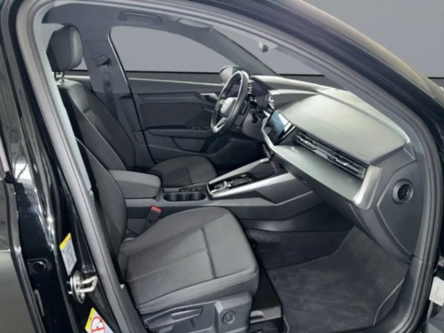 Audi A3 30 TFSI Sedan Sportback