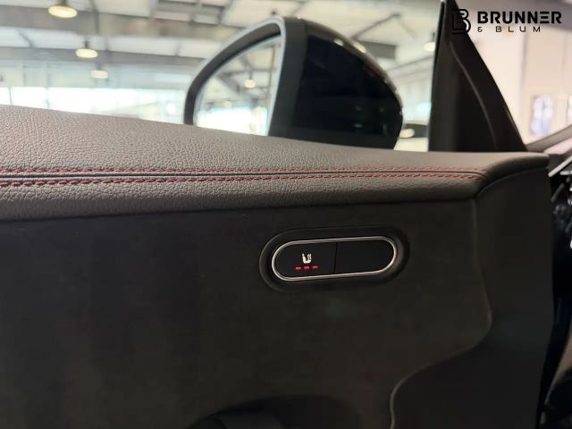 Mercedes-Benz CLA 200 AMG Line Coupé