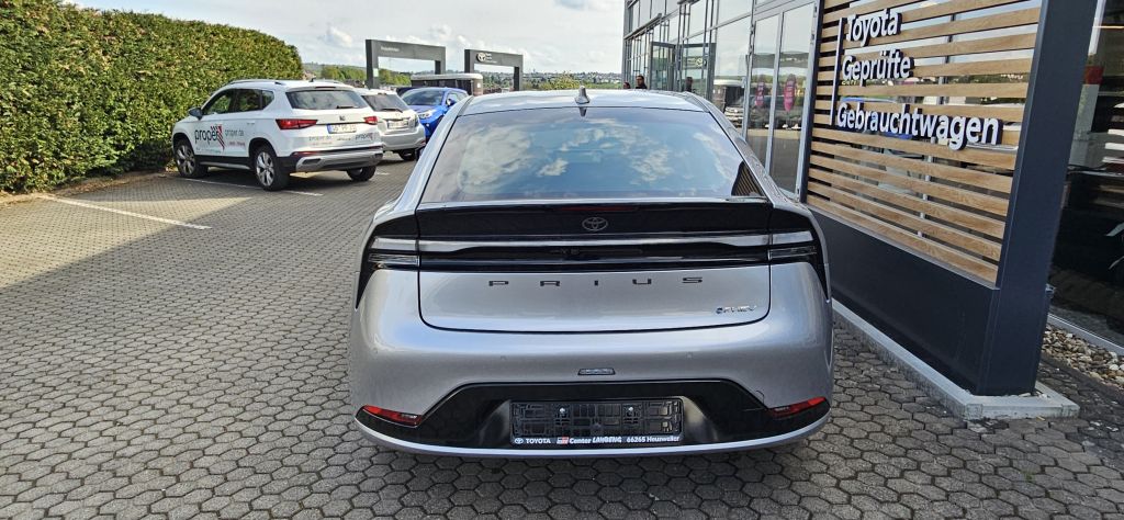 Toyota Prius 5-deurs Executive Plug-in