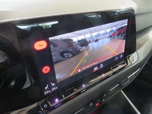 Volkswagen Golf 2.0 TSI DSG Golf VIII