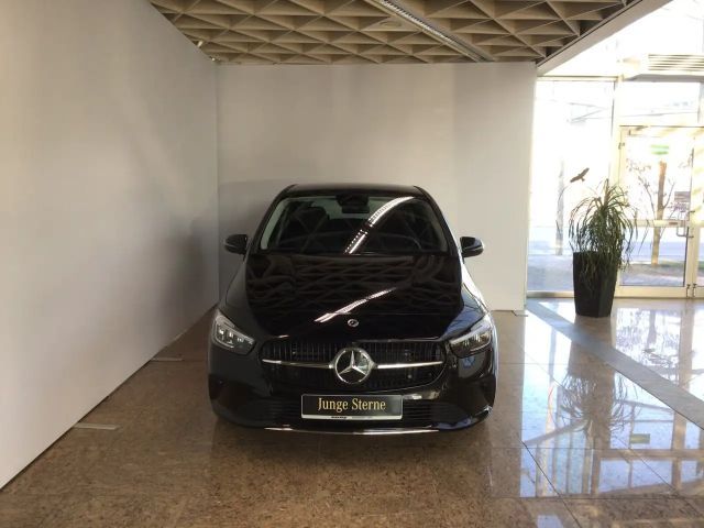 Mercedes-Benz B 180 Progressive