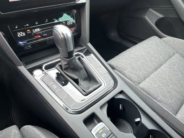 Volkswagen Passat 1.5 TSI Business DSG Variant