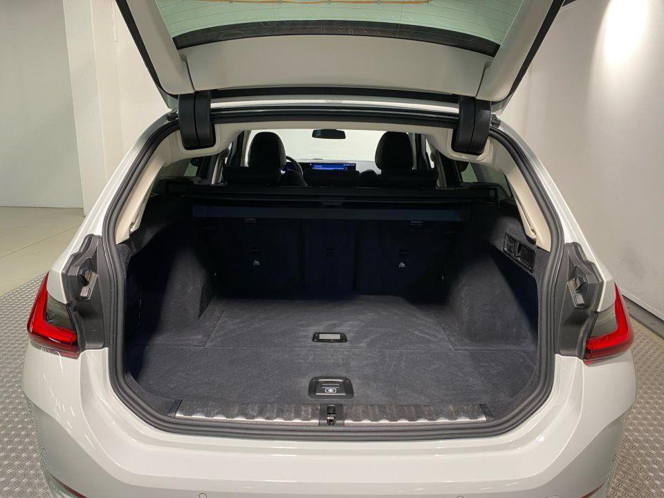 BMW 318 318i Touring