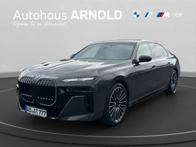 BMW 740 740d M-Sport Sedan xDrive