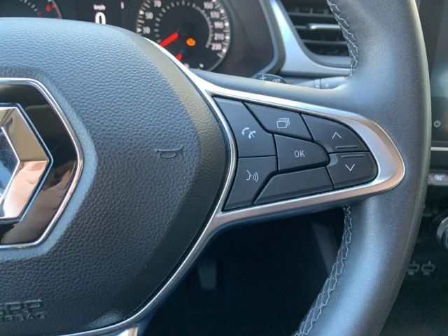 Renault Captur Evolution TCe 140