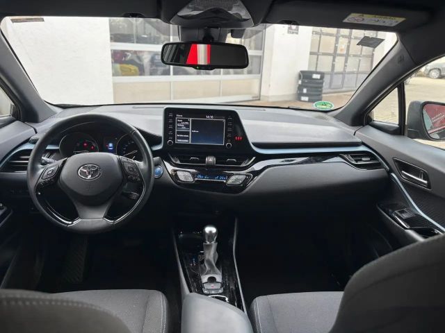 Toyota C-HR Hybride Team D