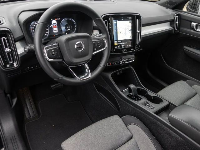Volvo XC40 Core T4