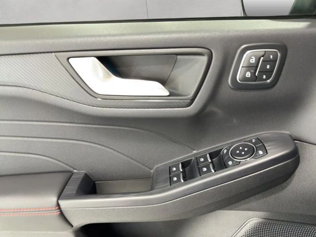 Ford Kuga Plug in Hybrid ST Line X