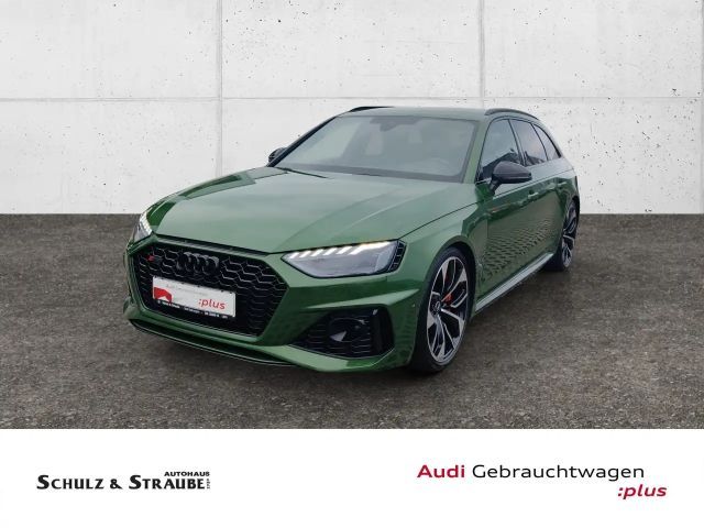 Audi RS4 Avant Quattro